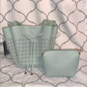 Vegan Mint laser-cut cinch purse with inner bag